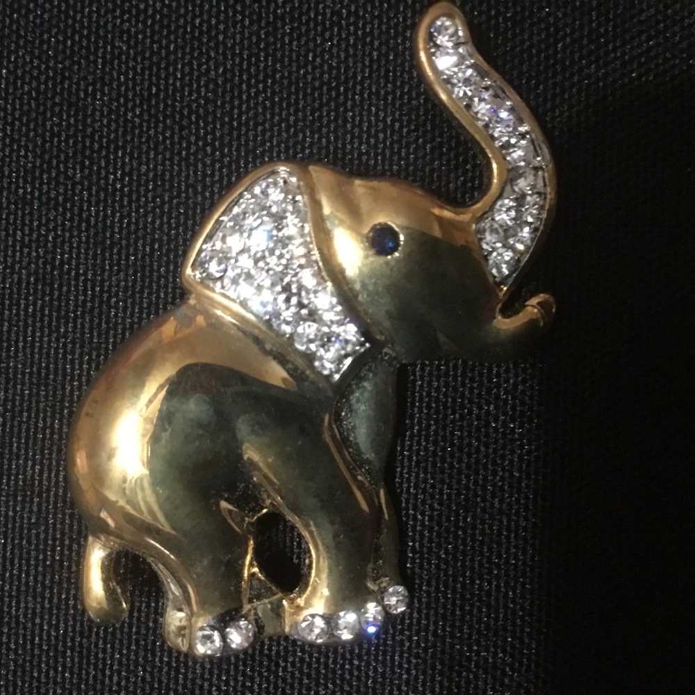 Elephant Pin